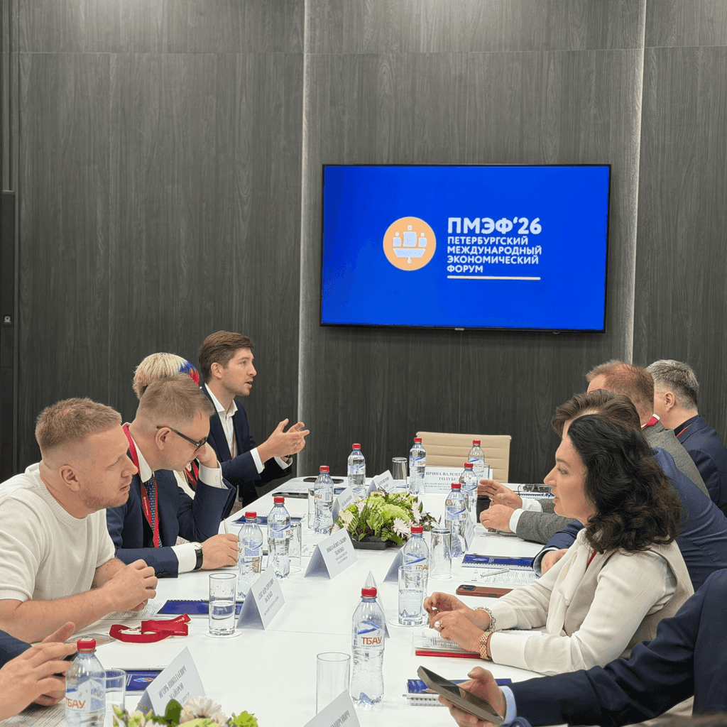 Максим Абрамов на ПМЭФ-2026