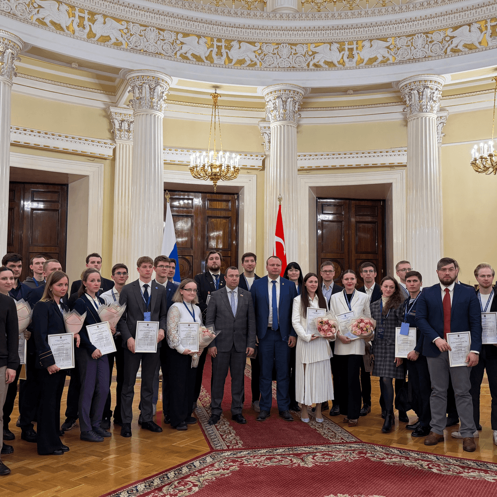 Максим Абрамов на форуме Наука × Парламент