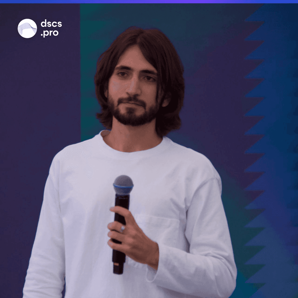 Артем Петрович Попов выступил на интенсиве AI Лаб