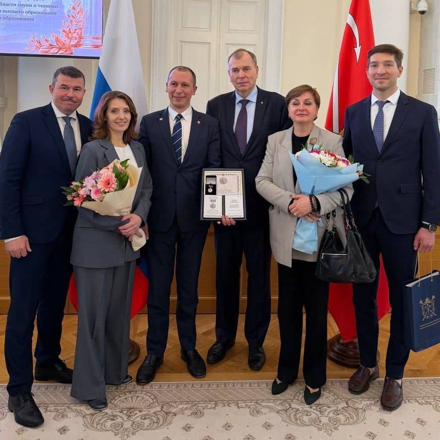 Ученые СПбГУ в составе с Максимом Абрамовым на премии Правительства Санкт-Петербурга 2026