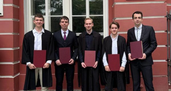 В СПбГУ состоялась церемония вручения дипломов выпускникам Матмеха